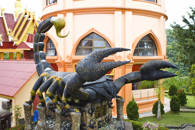 Giant sculpture of a scorpion, Mae Sai.