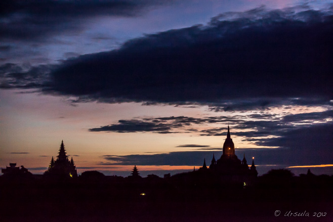 Bagan Predawn from Pyathada Pagoda