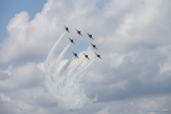 Black Eagles Aerobatic Team in diamond formation, Singapore Airshow 2016