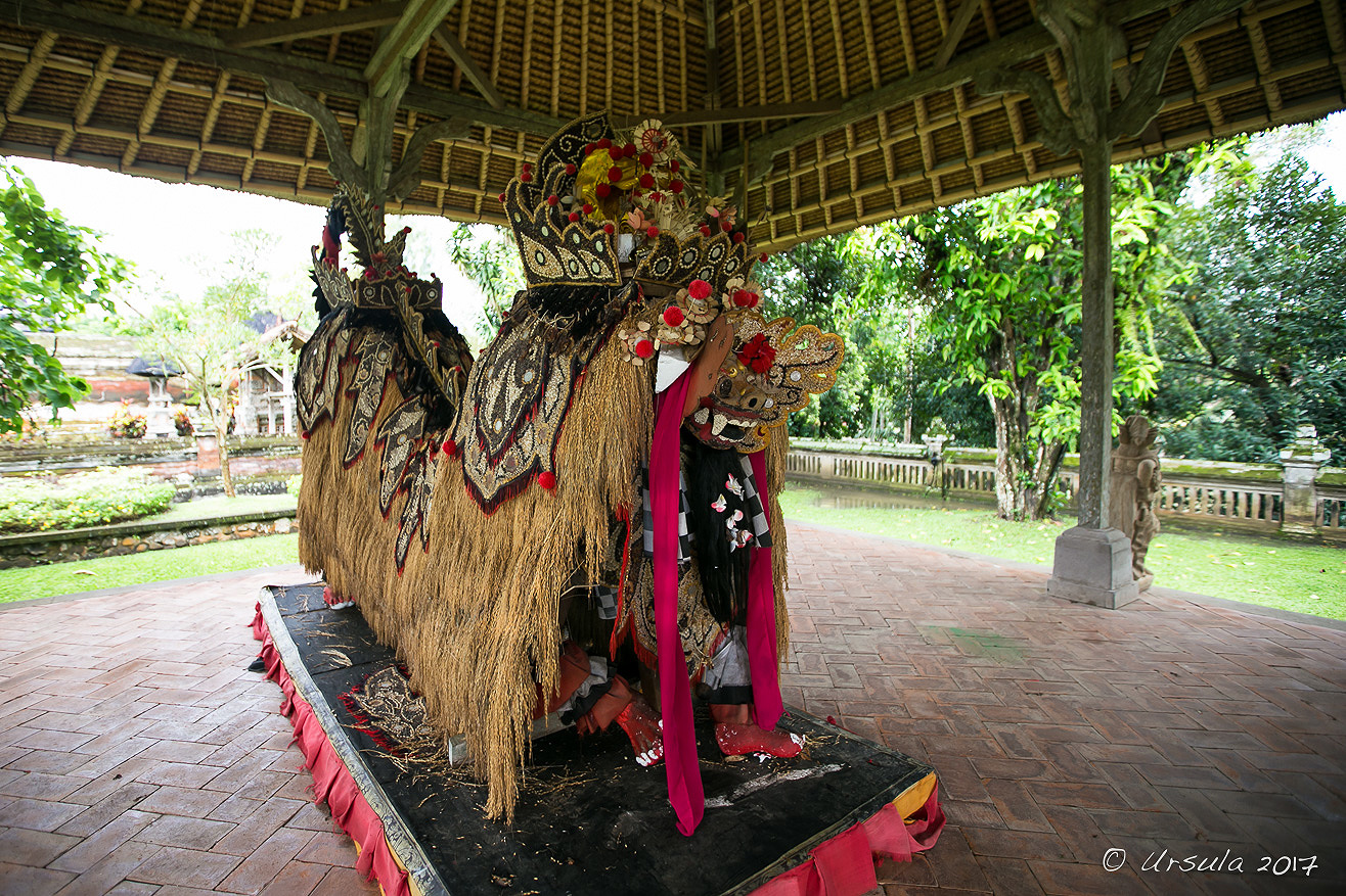 Chasing the Sunset: Taman Ayun and Tanah Lot, West Bali » Ursula's ...