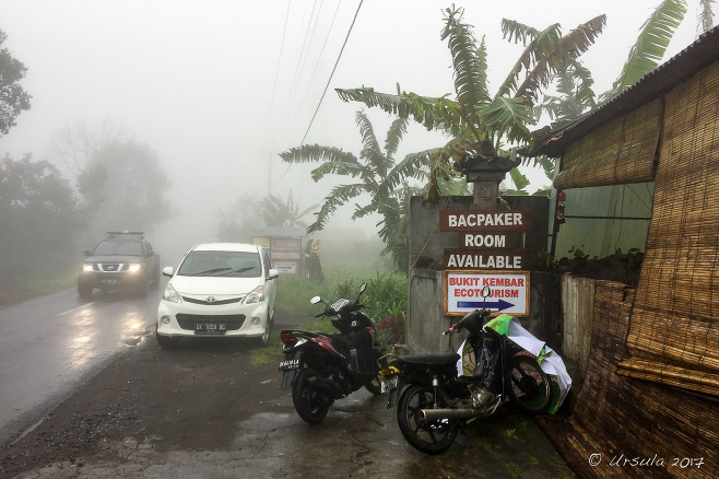 Bukit Kembar roadside in the rain, Bali