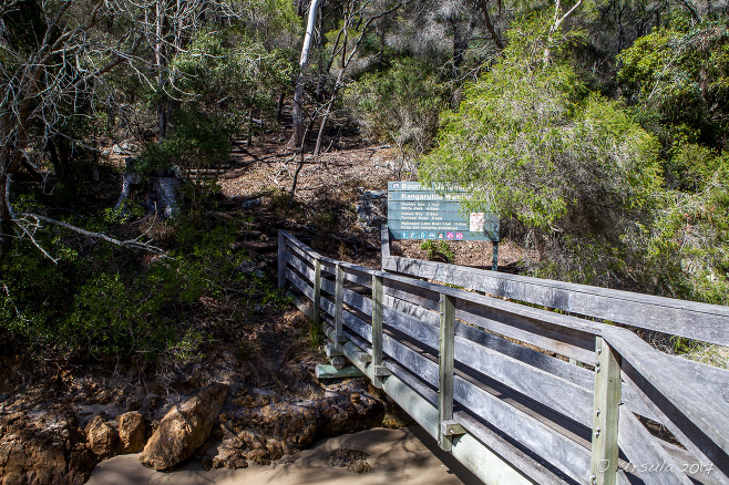 Signpost: Kangarutha Walking Track, Tathra