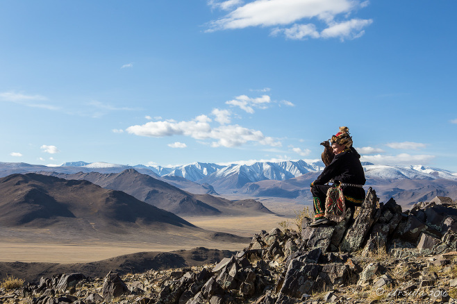 Kazakh Eagle Hunters with their birds, Bayan-Ölgii, Mongolia