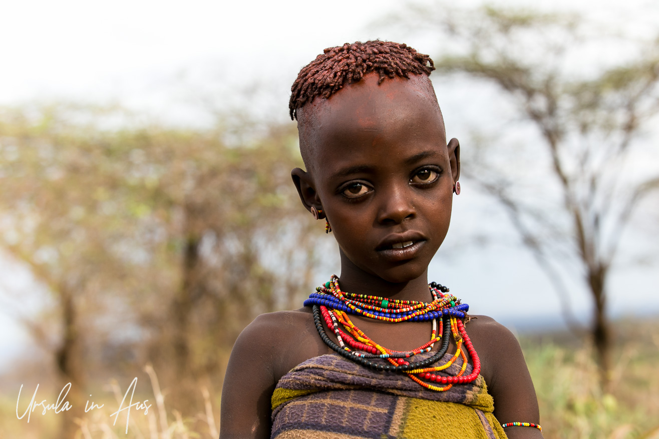 Омо это. Девушка племени Хамер Эфиопия. Долина ОМО Эфиопия. Omo Valley Ethiopia девушки. Omo Valley Tribes Map.