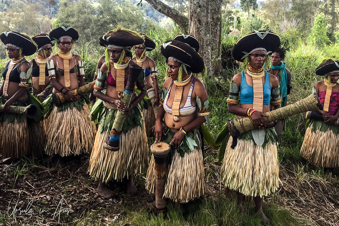 Big Hats and Small Drums: the Engan Women of Papua New Guinea » Ursula